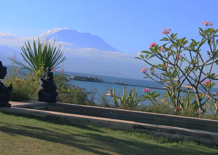 ホリデーパーク Agung View Villa, Nusa Penida