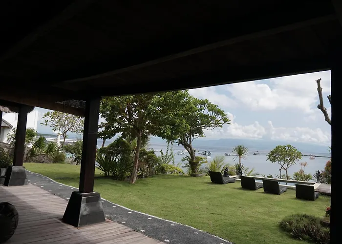 Agung View Villa, Nusa Penida منتزه العطل